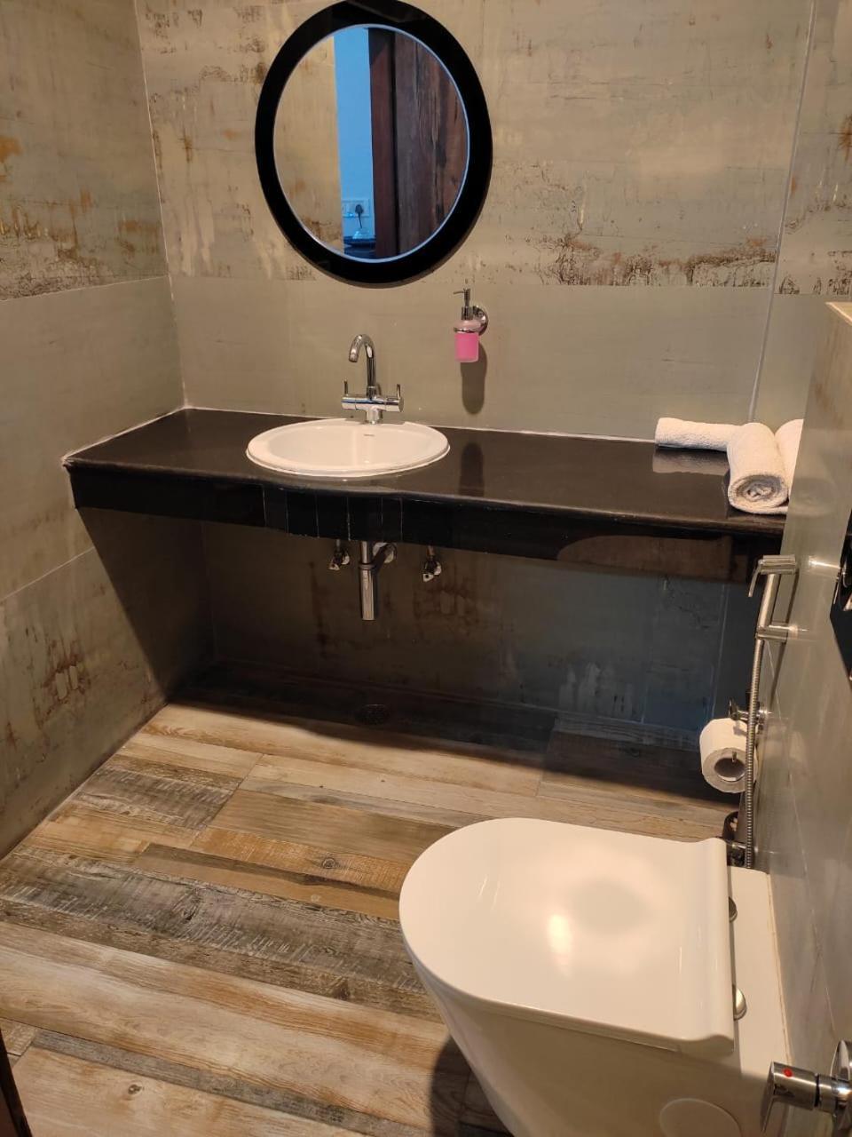 ניו דלהי Tatvamasi Homestay מראה חיצוני תמונה